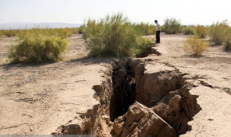 از جابه‌جایی یک روستا به دلیل فرونشست زمین تا راه حفظ آب و خاک استان کرمان